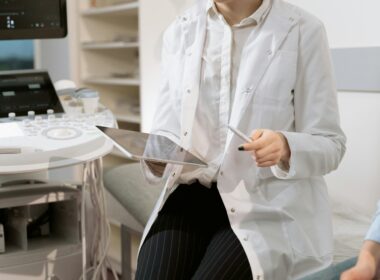 Przezskórna elektroliza EPTE – nowoczesna terapia dla Twojego ciała